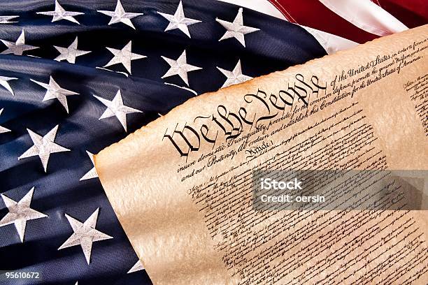 Constituição Americanase A Pessoas - Fotografias de stock e mais imagens de Declaração de Independência - Declaração de Independência, Independência, 4 de Julho