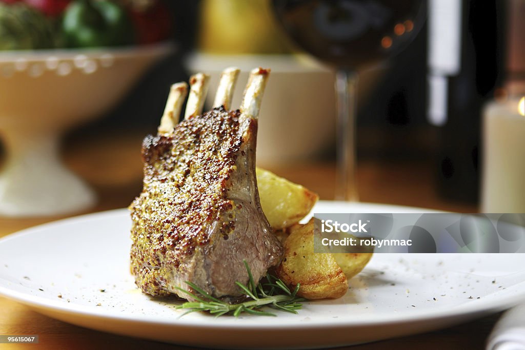 Cena di agnello - Foto stock royalty-free di Corona di agnello