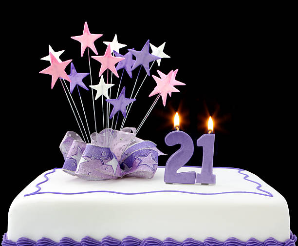 21st cake - 21e verjaardag stockfoto's en -beelden