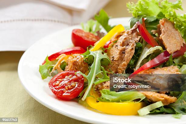 참치 샐러드 0명에 대한 스톡 사진 및 기타 이미지 - 0명, 건강한 식생활, 단고추