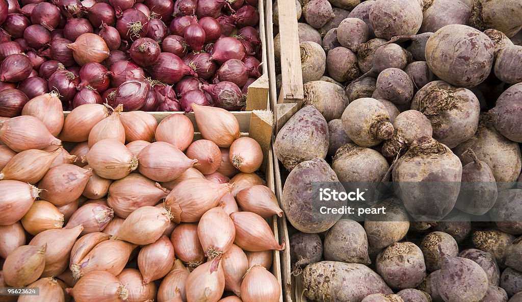 Луком и картофелем - Стоковые фото Без людей роялти-фри