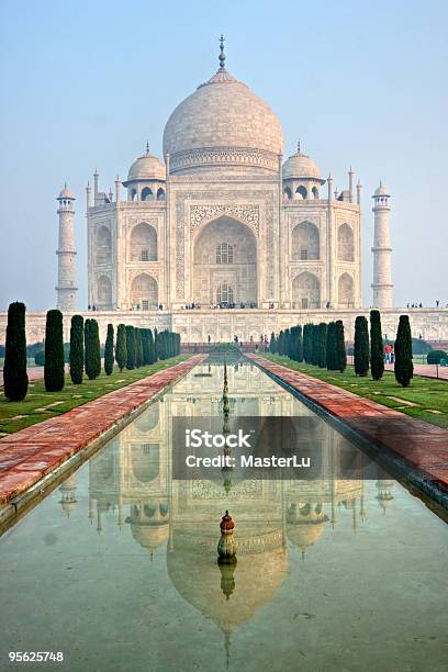 Taj Mahal Em Agra Nascer Do Sol Uttar Pradesh Índia - Fotografias de stock e mais imagens de Agra