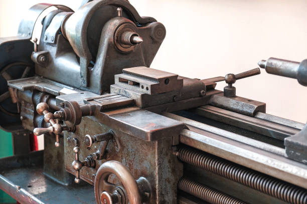 istock vintage lathe in the workshop 956273412