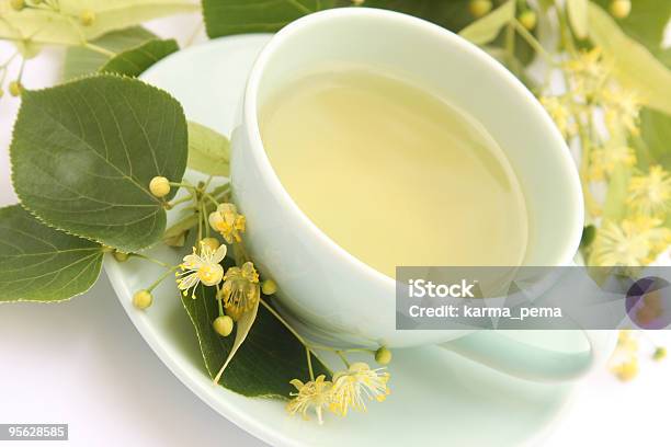 Photo libre de droit de Thé Aux Herbes banque d'images et plus d'images libres de droit de Thé parfumé - Thé parfumé, Tilleul, Tasse