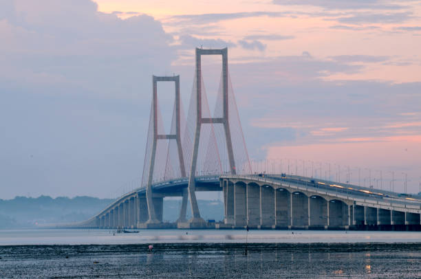 istock Suramadu Bridge in Surabaya, East Java, Indonesia 956372608