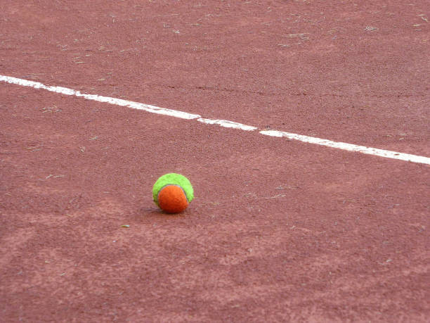 istock Tennis clay court 956403162