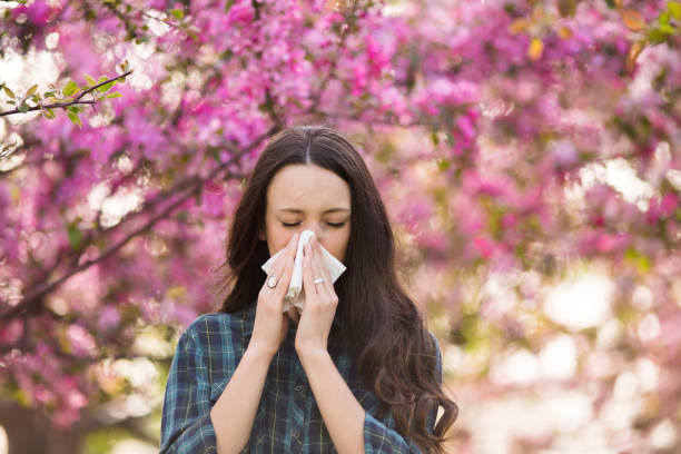 istock Girl having allergy symptoms in spring 956435644