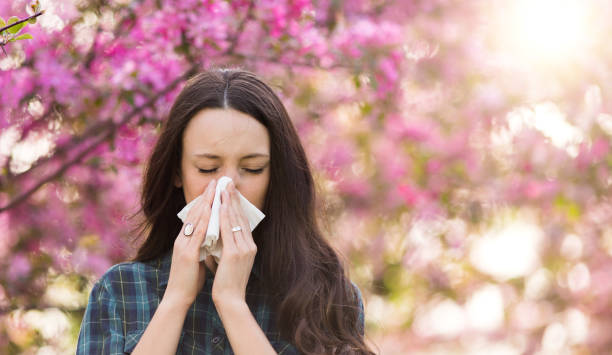 istock Girl having allergy symptoms in spring 956435852