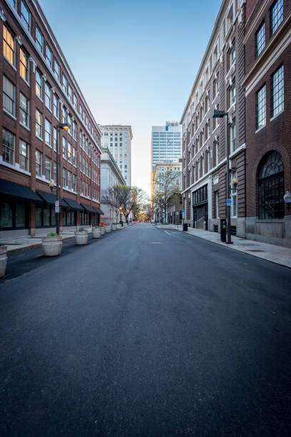 istock Quiet City Street 956482632