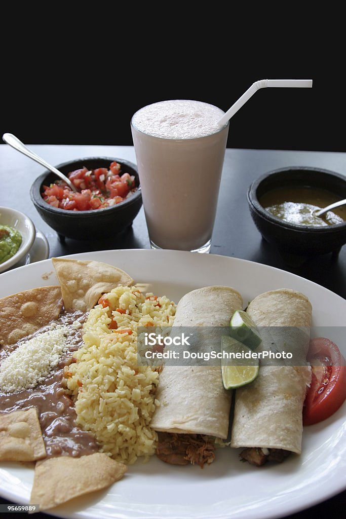 Plato de Taco suave - Foto de stock de Arroz - Comida básica libre de derechos