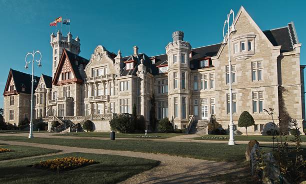 istock The Magdalena Royal Palace (Santander - Spain) 95662884