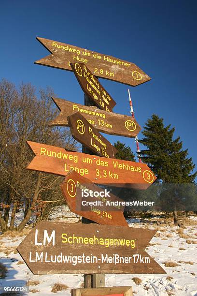 Directly Above Uhr Hohen Mel Edwards Bei Kassel Stockfoto und mehr Bilder von Berg - Berg, Deutschland, Farbbild