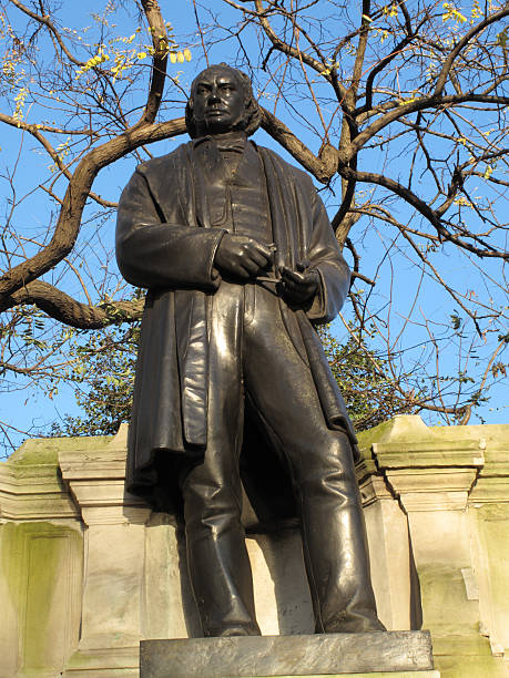 istock Isambard Kingdom Brunel statue 95666127