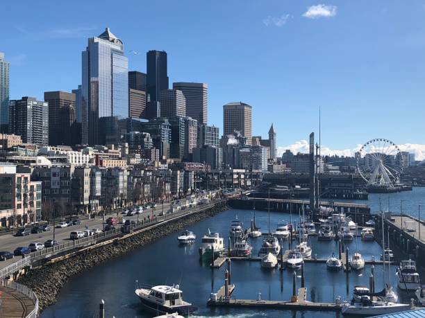 istock Seattle, Washington - Summer in the City 956742950