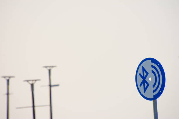 bluetooth connect. przewodowe ikony różnych komponentów elektrycznych. - thermistor zdjęcia i obrazy z banku zdjęć