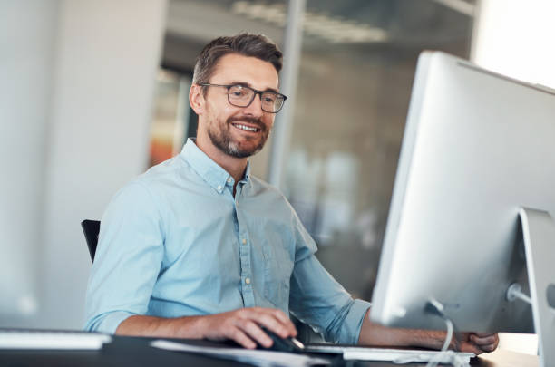 istock Giving every minute of the workday his best 956878794