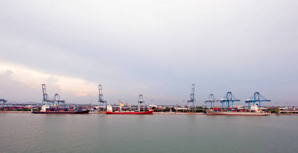 istock Commercial dock, Malacca Straits, Selangor, Malaysia 956900726