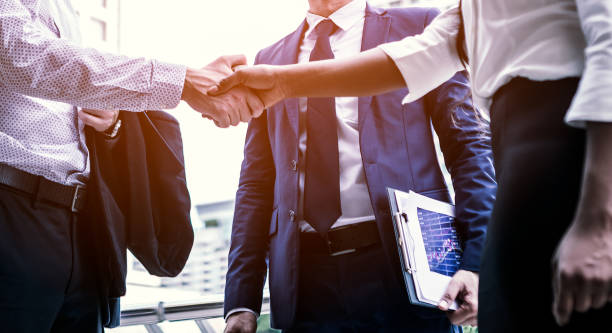 istock handshake of business People 956901840