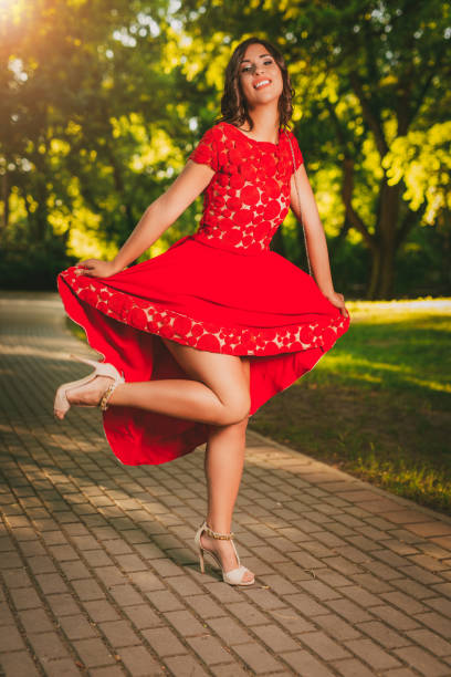 istock Pretty Woman 956946054