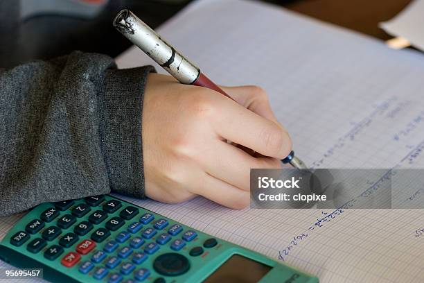 Hausaufgaben Stockfoto und mehr Bilder von Füller - Füller, Kind, Arbeiten