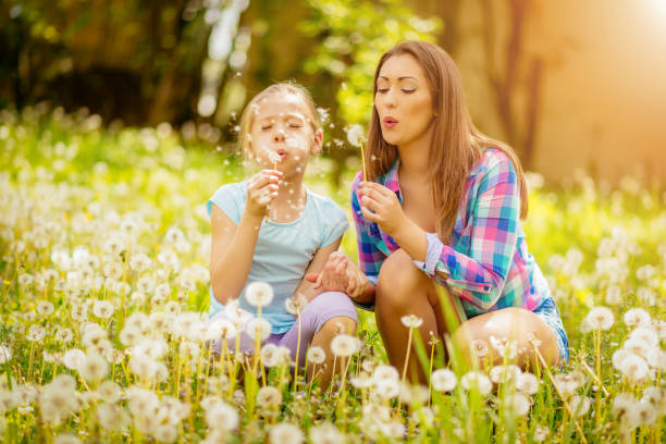 istock Mother And Daughter In Nature 956963848