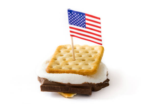 istock Homemade smore and USA flag 956993878