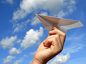 hand-mit-dem-flugzeug.jpg?b=1&s=170x170&k=20&c=iaR1C1BOCM5AWxVFyqpYN-EgQqxxuKQ2lg8XaOXVIZA=