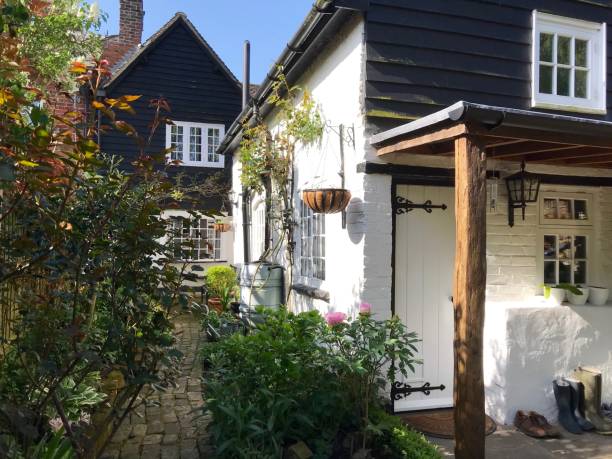 istock An English cottage garden 957049254