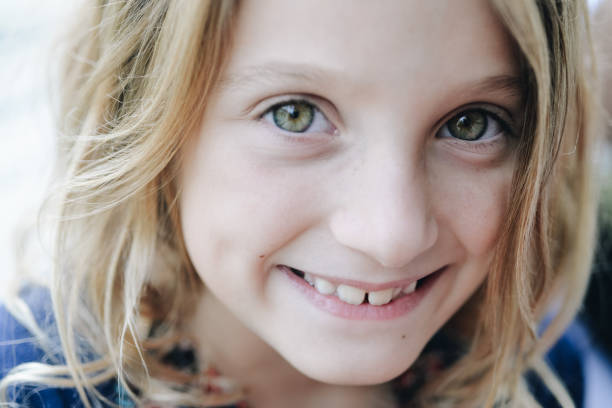 istock Green Eyed Girl 957099952