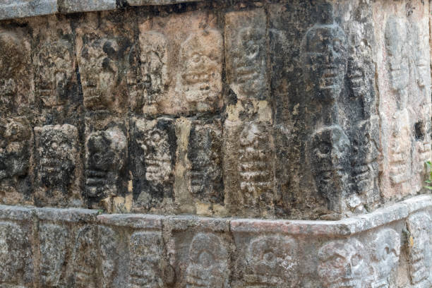 istock The mayan platform of skulls 957100380
