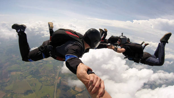istock Skydiving point of view 957113012