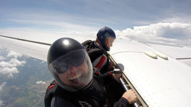 istock Skydiving point of view 957113020