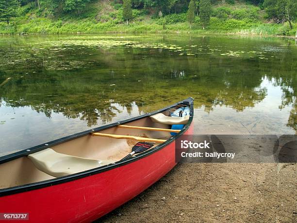 카누 조용한 쇼어 0명에 대한 스톡 사진 및 기타 이미지 - 0명, 강, 강둑