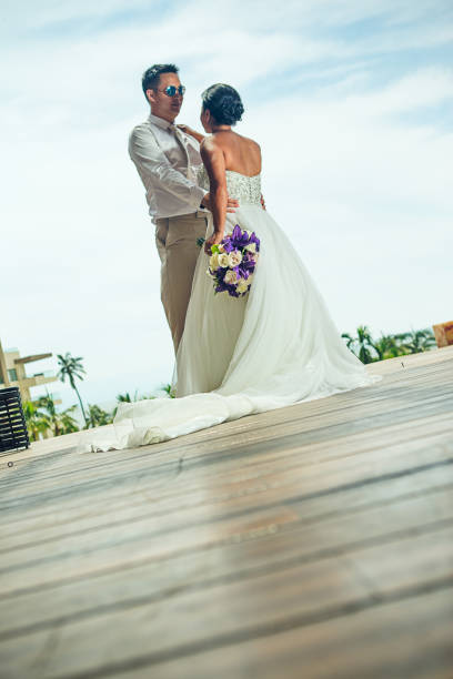 istock Newlywed formal portrait 957139844
