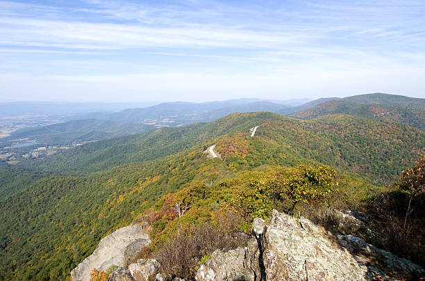 parc national de shenandoah - blue ridge mountains mountain virginia mountain range photos et images de collection