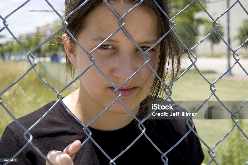 Menina com muro - Foto de stock de Atrás royalty-free