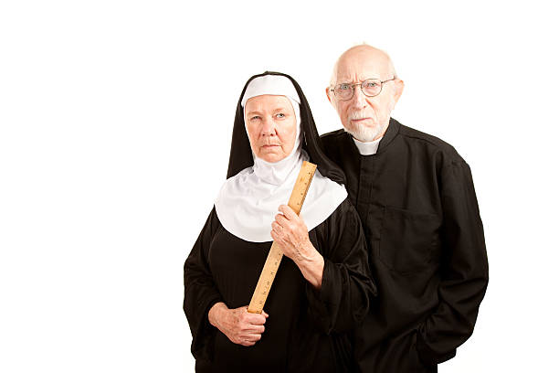 angry padre e freira - bad habit imagens e fotografias de stock