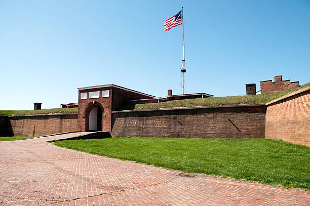 monumento nazionale di fort mchenry e storico santuario - fort foto e immagini stock