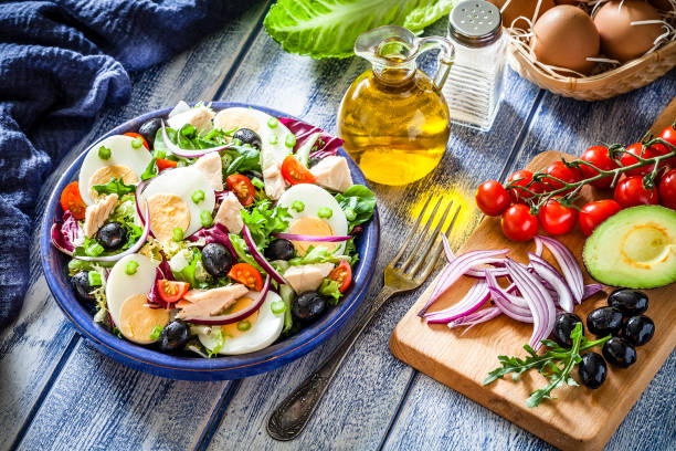 istock Tuna and hard-boiled eggs salad 957223250