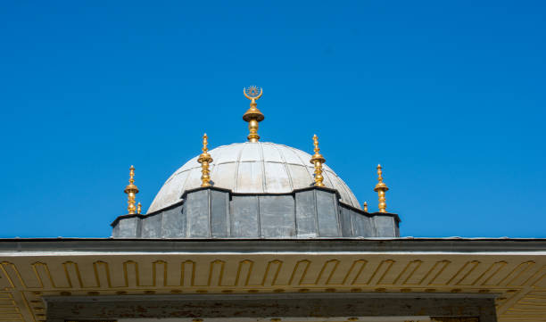 istock Outer view of dome in Ottoman architecture 957235140