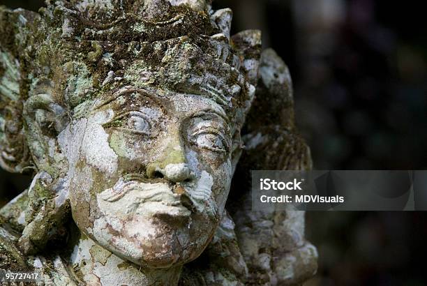 Статуя В Храм — стоковые фотографии и другие картинки Азия - Азия, Антиквариат, Бали