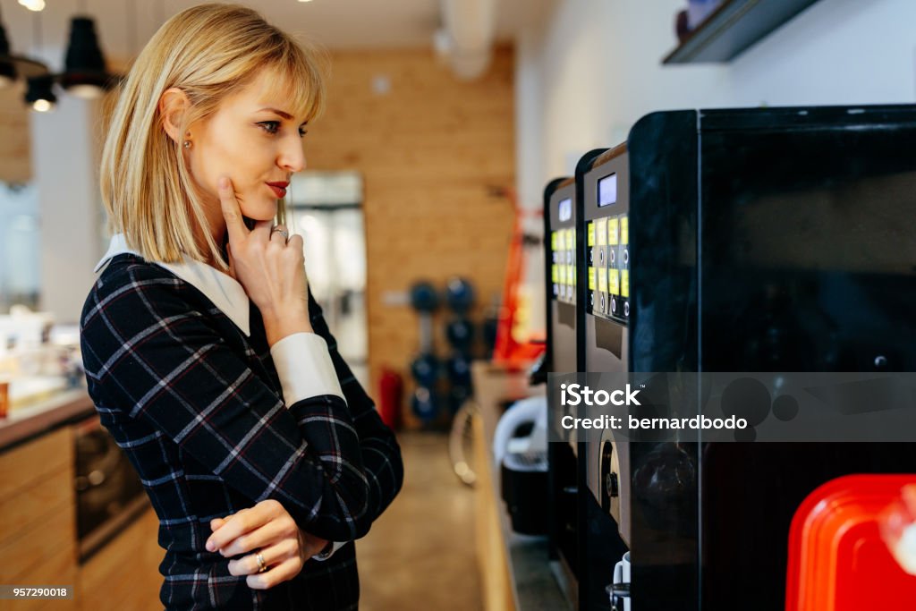 Quel café choisir ? - Photo de Bureau - Lieu de travail libre de droits