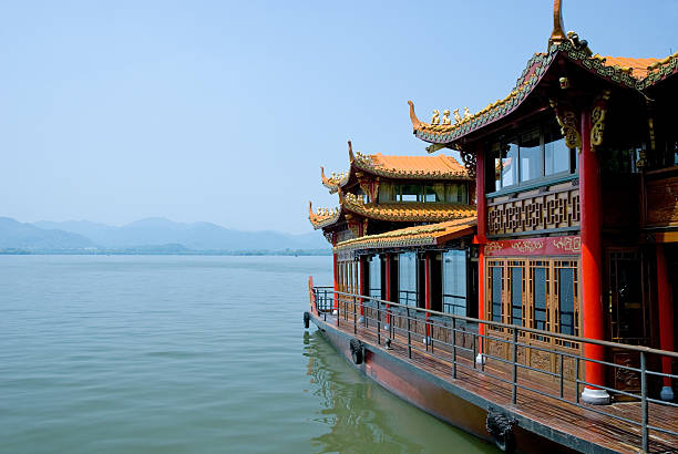 istock Traditional ship at the Xihu 95729448