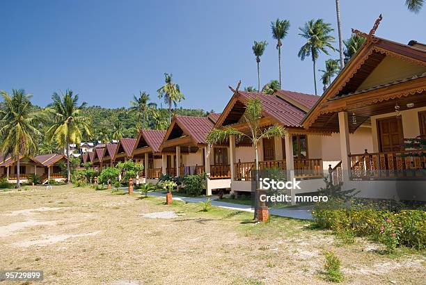 Reihe Von Bungalows Stockfoto und mehr Bilder von Architektur - Architektur, Bali, Baum