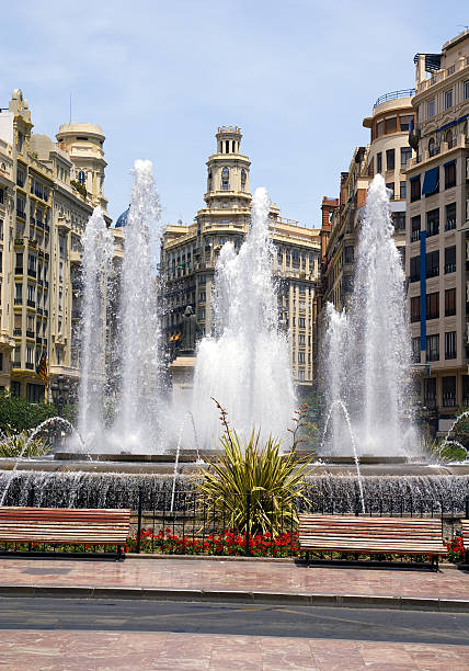 istock Fountain on the Square of town hall 95729995