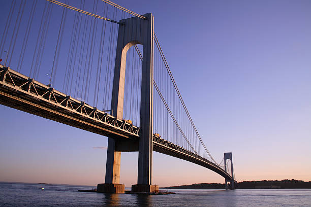 ponte di verrazano - decked foto e immagini stock