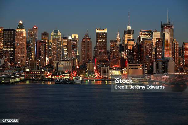 Foto de Midtown Manhattan Em Frente Ao Hudson River Nova York e mais fotos de stock de Alto - Descrição Geral