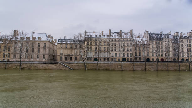 Paris under the snow and floods