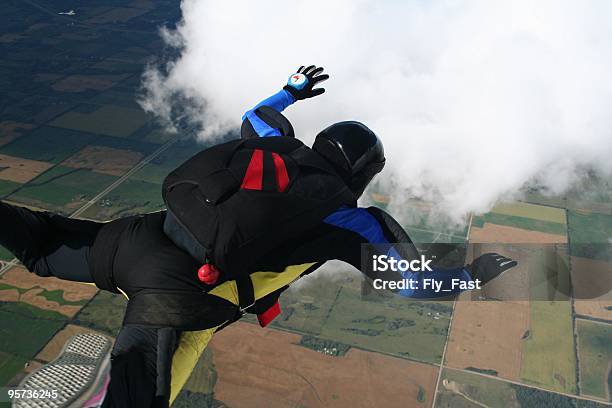 Skydiver Em Queda Livre Em Queda Livre - Fotografias de stock e mais imagens de Admirar a Vista - Admirar a Vista, Ao Ar Livre, Atividade