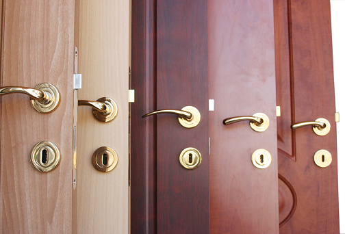 Wooden interior door with handle